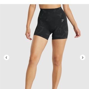 Gymshark Adapt Camo Seamless Shorts - Savanna | Black